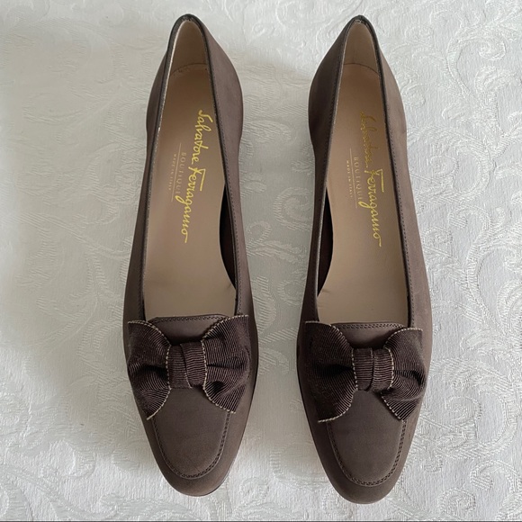 Salvatore Ferragamo Shoes - Salvatore Ferragamore brown suede bow pumps